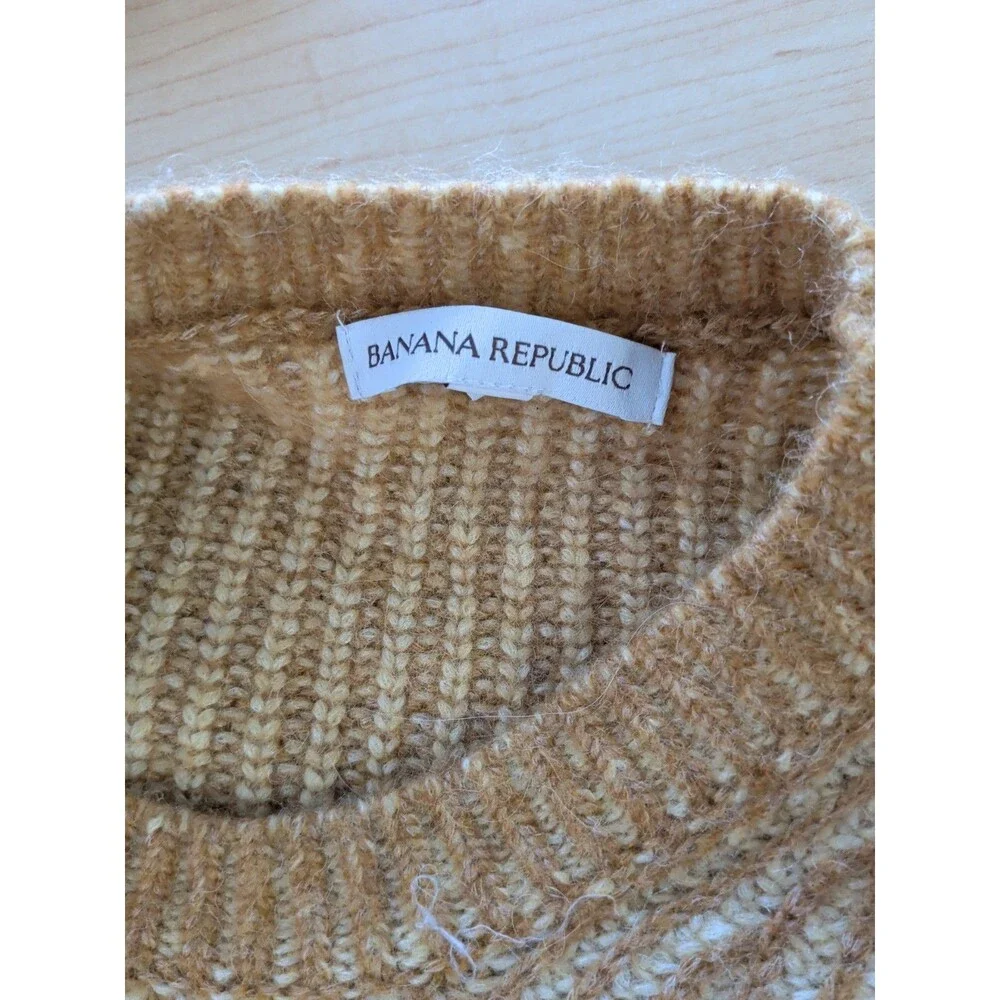 Banana Republic Sweater Women's Size Xs Yellow Ochre